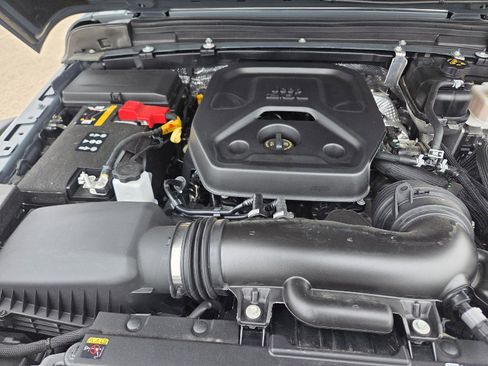 Used 2025 Jeep Wrangler Willys image 52