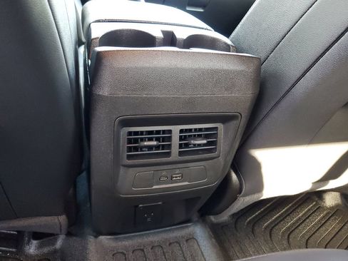 Used 2025 GMC Canyon Elevation w/ Convenience Package RWD image 15