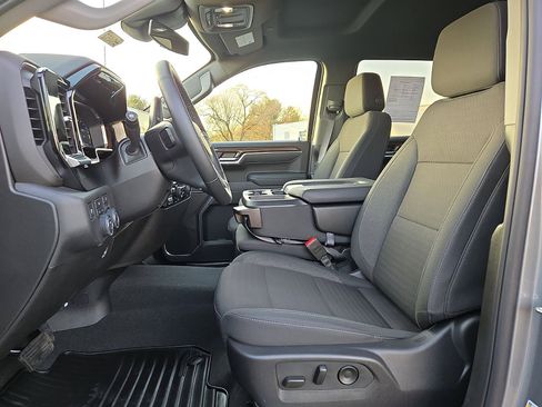 New 2025 Chevrolet Silverado 1500 LT image 14