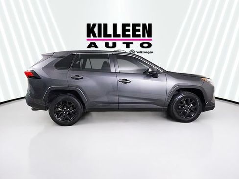 Used 2023 Toyota RAV4 LE FWD image 8