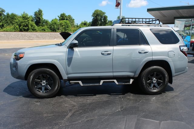 Used 2021 Toyota 4Runner Trail Special Edition AWD/4WD image 6