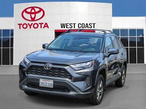 Used 2024 Toyota RAV4 XLE FWD image 1