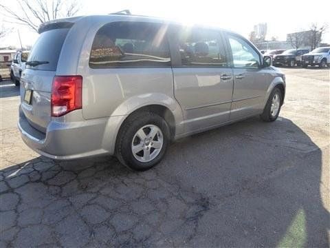 Used 2013 Dodge Grand Caravan SXT FWD image 6