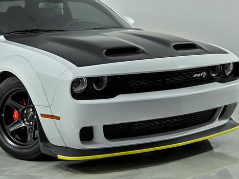 Used 2020 Dodge Challenger SRT Hellcat Redeye RWD image 2