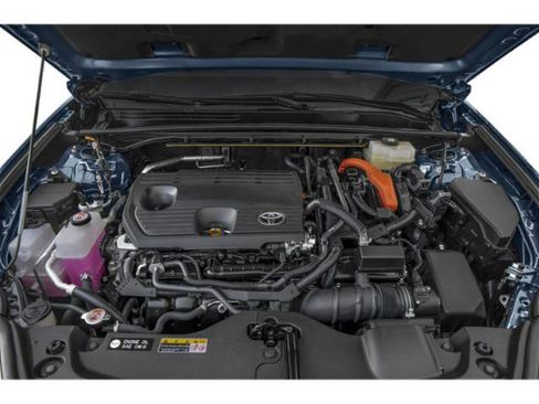 Certified 2025 Toyota Crown Signia image 14