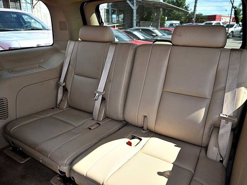 Used 2013 GMC Yukon Denali image 14