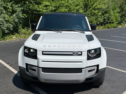 Used 2023 Land Rover Defender 110 SE AWD/4WD image 8