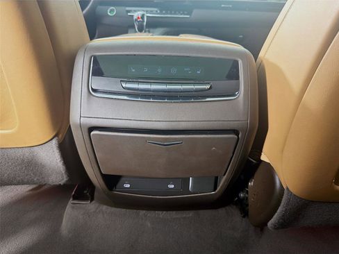 Used 2023 Cadillac Escalade Sport w/ Touring Package AWD/4WD image 21