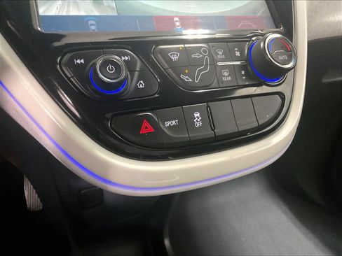 Used 2017 Chevrolet Bolt Premier w/ Driver Confidence II Package image 25