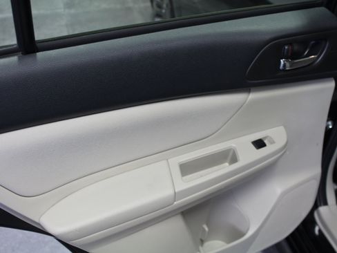 Used 2014 Subaru Impreza 2.0i Sport Premium image 20