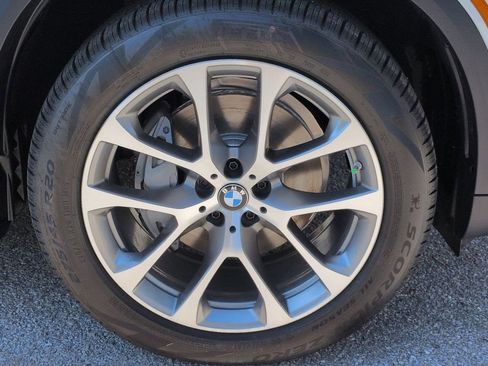 New 2026 BMW X5 sDrive40i w/ Premium Package RWD image 11