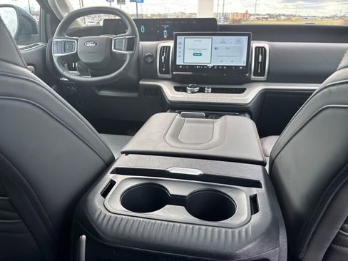 Certified 2025 Ford Expedition Max Active image 10