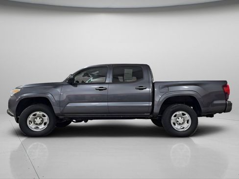 Used 2023 Toyota Tacoma SR image 11