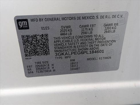 Used 2023 GMC Terrain SLT image 23
