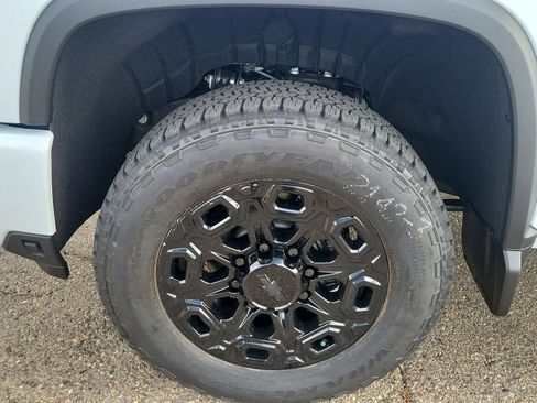 New 2026 Chevrolet Silverado 3500 High Country w/ Technology Package image 33