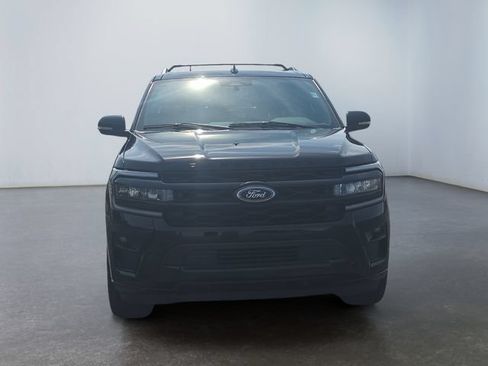 Used 2024 Ford Expedition Limited AWD/4WD image 8