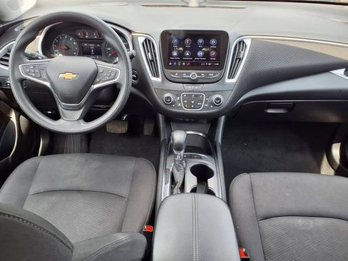 Used 2024 Chevrolet Malibu LT FWD image 9
