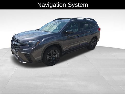 Used 2025 Subaru Ascent Bronze Edition w/ Onyx Package AWD/4WD image 8