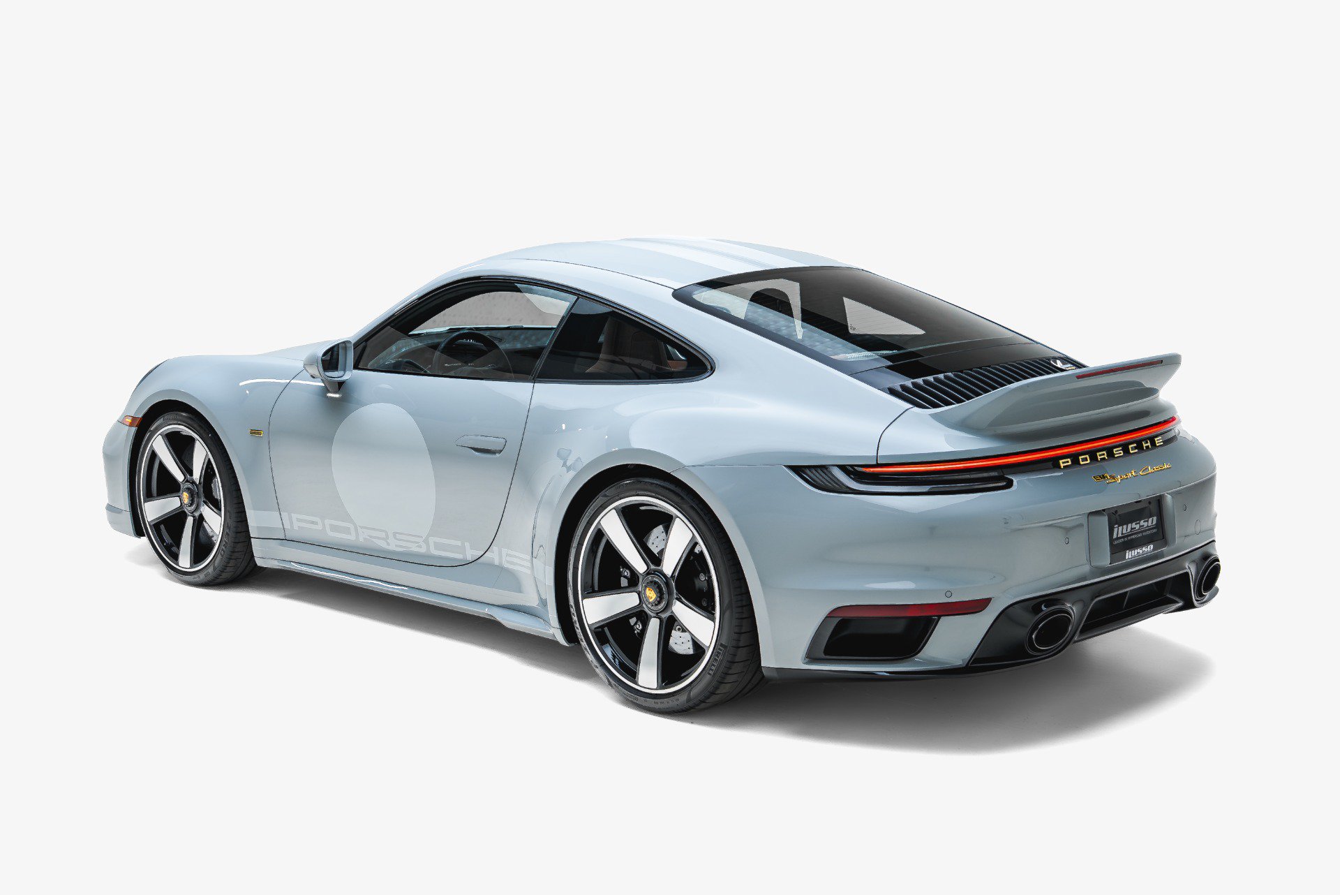 Used 2023 Porsche 911 Sport Classic RWD image 13