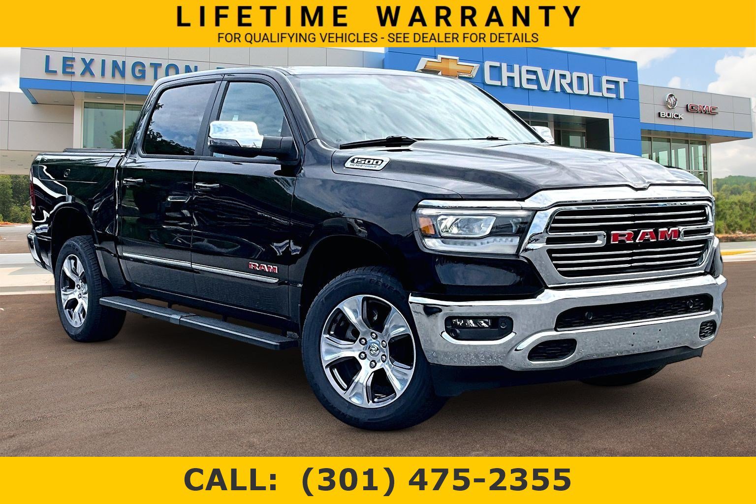 Used 2024 RAM 1500 Laramie AWD/4WD image 1