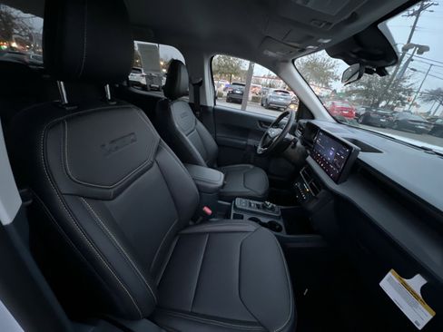New 2025 Ford Maverick Lobo image 26