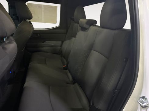 Used 2025 Toyota Tacoma SR5 AWD/4WD image 20