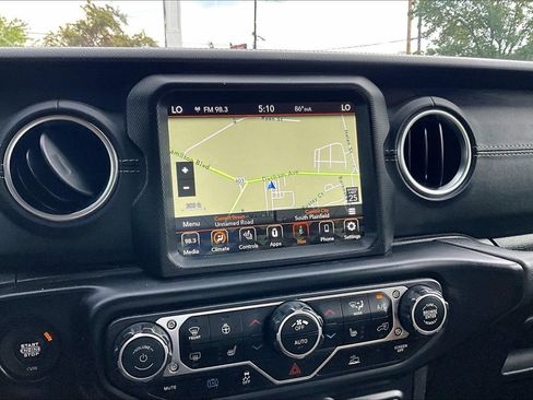 Used 2021 Jeep Wrangler Unlimited Sahara w/ Cold Weather Group AWD/4WD image 26