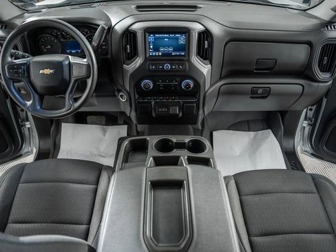 Used 2022 Chevrolet Silverado 1500 Custom image 20