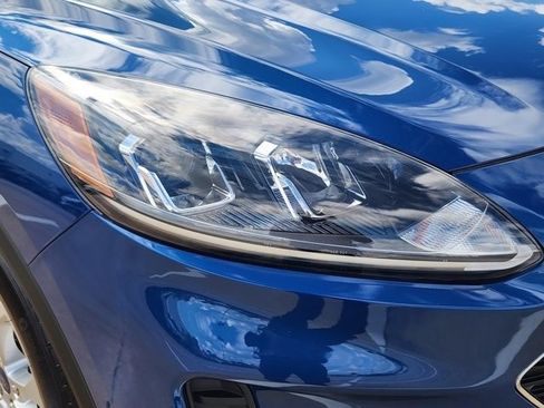 Certified 2022 Ford Escape SE w/ Convenience Package image 9