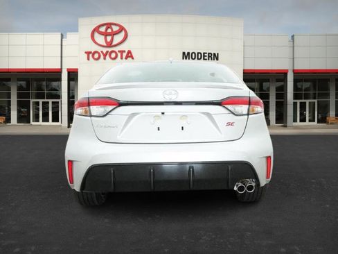 New 2026 Toyota Corolla SE image 18
