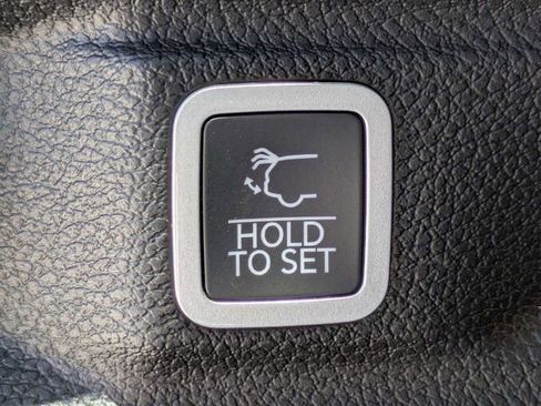 New 2026 Jeep Grand Cherokee L Summit w/ Obsidian Package AWD/4WD image 13