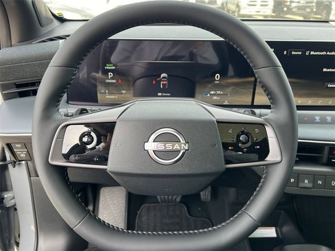 New 2026 Nissan Leaf Platinum+ image 8