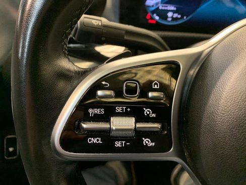 Used 2022 Mercedes-Benz A 220 4MATIC image 23