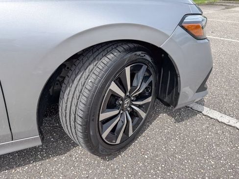 Used 2022 Honda Civic EX image 11