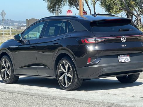 Used 2023 Volkswagen ID.4 S RWD image 6