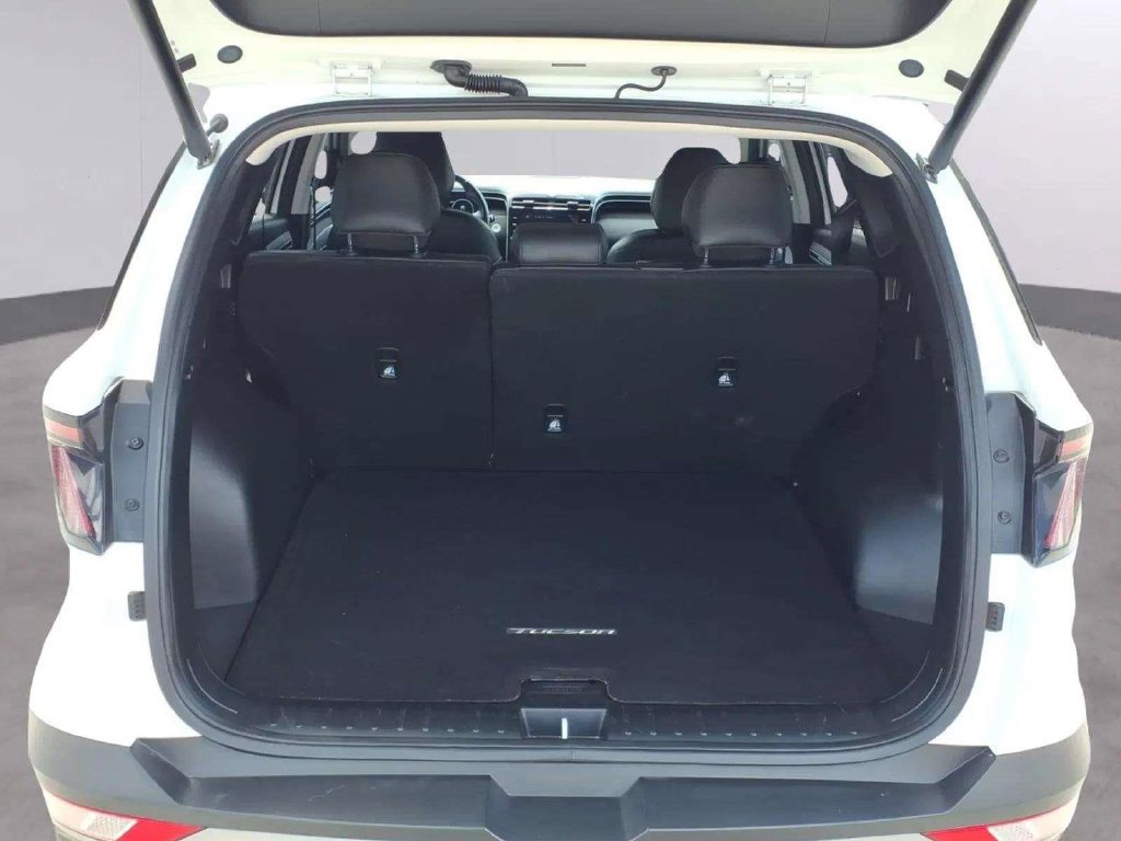 Used 2023 Hyundai Tucson SEL w/ Convenience Package FWD image 9