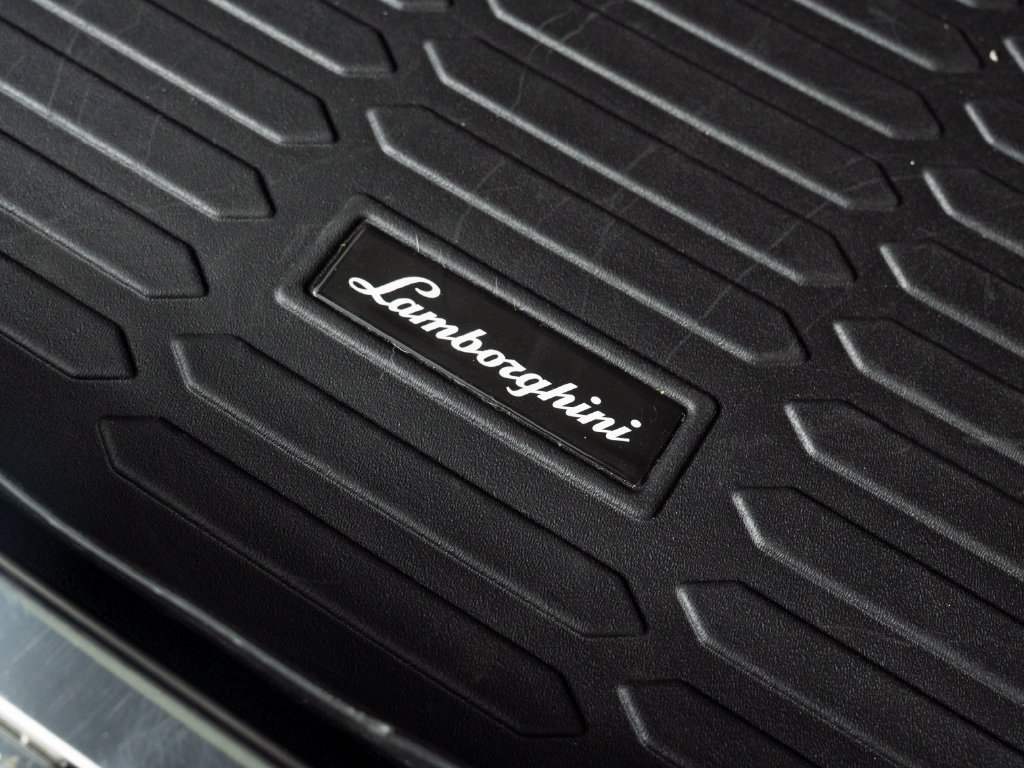 Used 2024 Lamborghini Urus S AWD/4WD image 55
