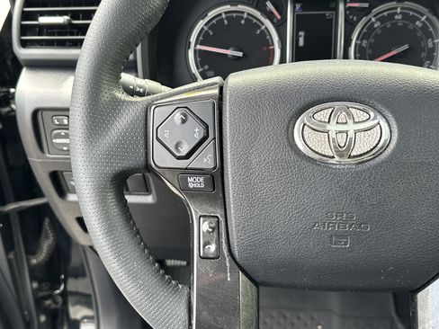 Used 2021 Toyota 4Runner TRD Off-Road Premium w/ Moonroof Package image 26