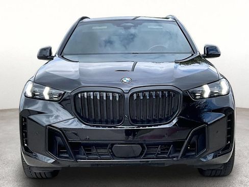 Used 2024 BMW X5 sDrive40i w/ M Sport Package RWD image 3
