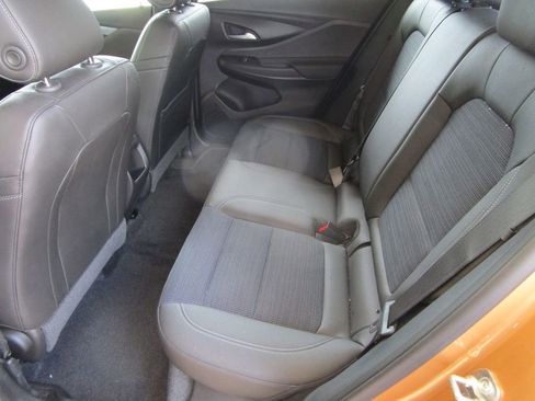 Used 2024 Buick Envista Preferred w/ Convenience II Package FWD image 16