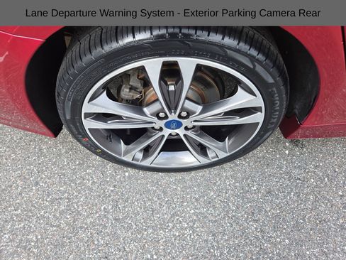 Used 2019 Ford Fusion Titanium image 14