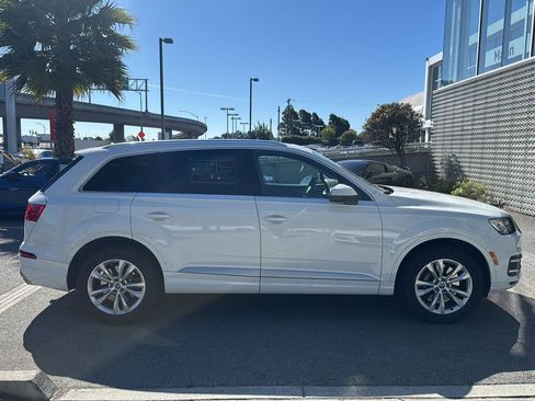 Used 2019 Audi Q7 2.0T Premium Plus w/ Premium Plus Package AWD/4WD image 5