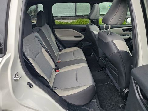 Certified 2025 Subaru Forester Premium image 12