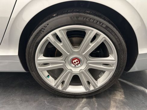 Used 2015 Bentley Flying Spur V8 image 38