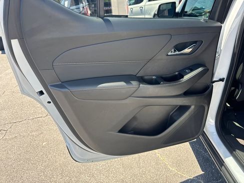 Used 2020 Chevrolet Traverse LT FWD image 23