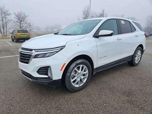 Used 2024 Chevrolet Equinox LT w/ LPO, Floor Liner Package image 3