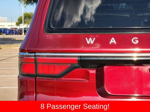 Used 2024 Jeep Wagoneer Series II w/ Flexible Seating Group AWD/4WD image 15