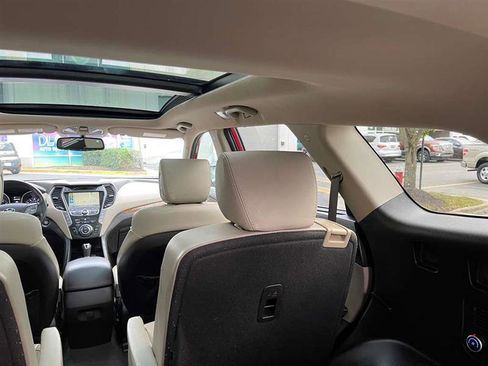 Used 2016 Hyundai Santa Fe Limited w/ Option Group 04 image 29