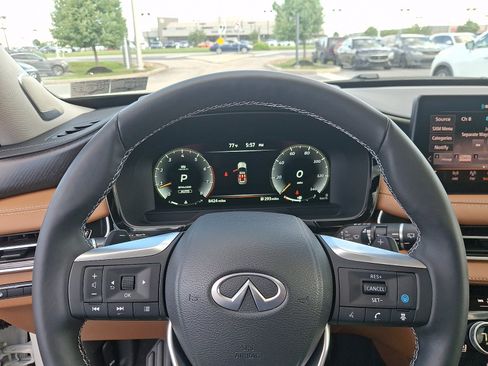 Certified 2025 INFINITI QX60 Sensory AWD/4WD image 19
