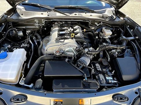 Used 2018 MAZDA MX-5 Miata Grand Touring image 30